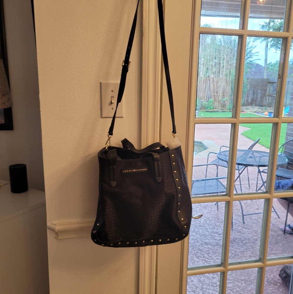 Tommy Hilfiger purse